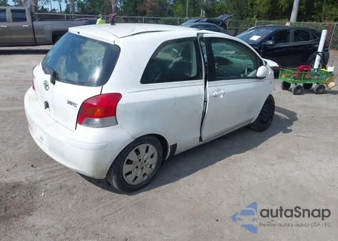 2011 Toyota Yaris z USA, uszkodzony, nr VIN JTDJT4K38B5329271